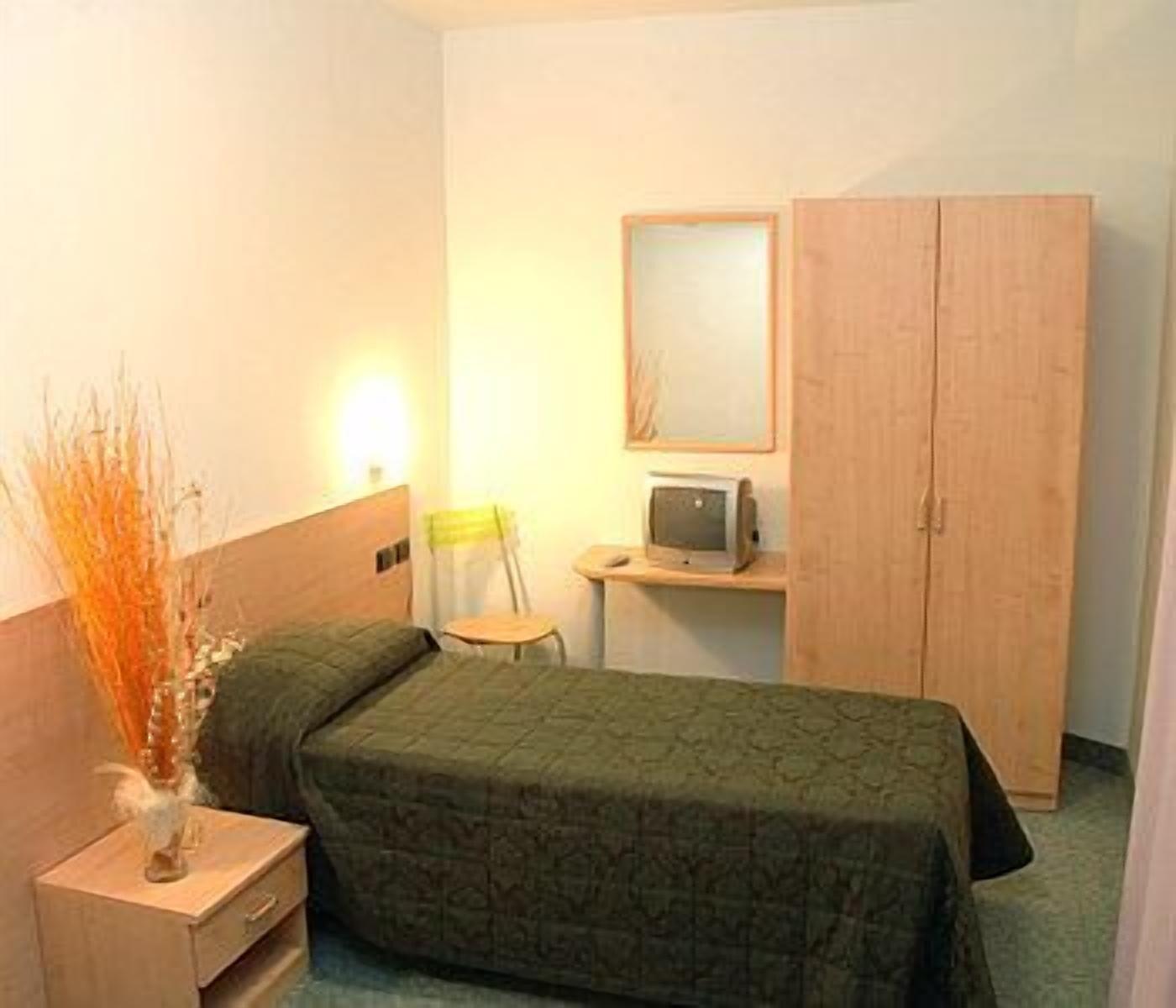 Hotel Toscana 2*